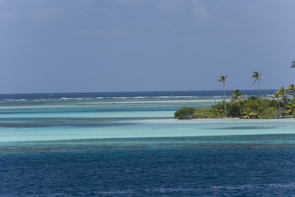 01 02 2008 - San Blas Archipelago (Panama) - Motor Yacht Senses