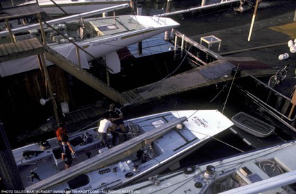 Newport 1983, France III, Azzurra, Challenge 12 , Australia II under the same lift