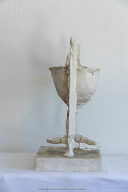 12 07 2020, St Rémy de Provence (FRA, 13) Oeuvre Germaine Richier, Fonts Baptismaux, moyen, 1957, plâtre original, Collection particulière