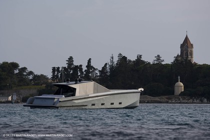 29 09 2007 - St Jean Cap Ferrat - Wally Yachts - Wally Power 70 - Lau Lau