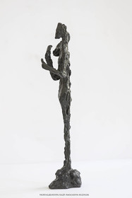 03 08 2020, St Rémy de Provence, (FRA,13), Oeuvre de Germaine Richier, L'Epi 1955, Bronze patiné foncé, Fondeur L.Thinot, Paris, exemplaire d'exposition, 44 x 12,5 x 9 cm, Collection particulière