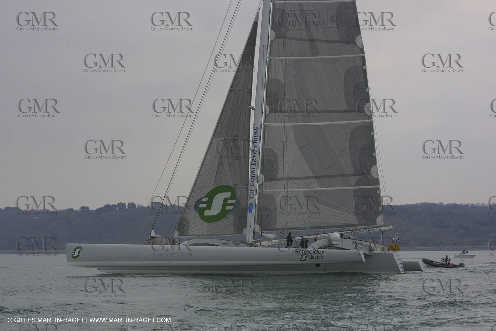 Geronimo - Jules Verne Trophy 2001 start - Brest