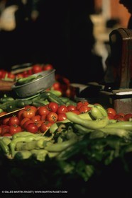 France, Provence, Marchés en plein air   Flee markets