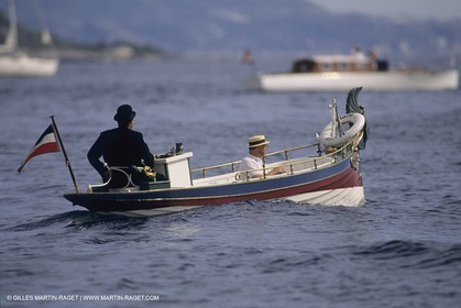 Classic motor yachts, runabouts
