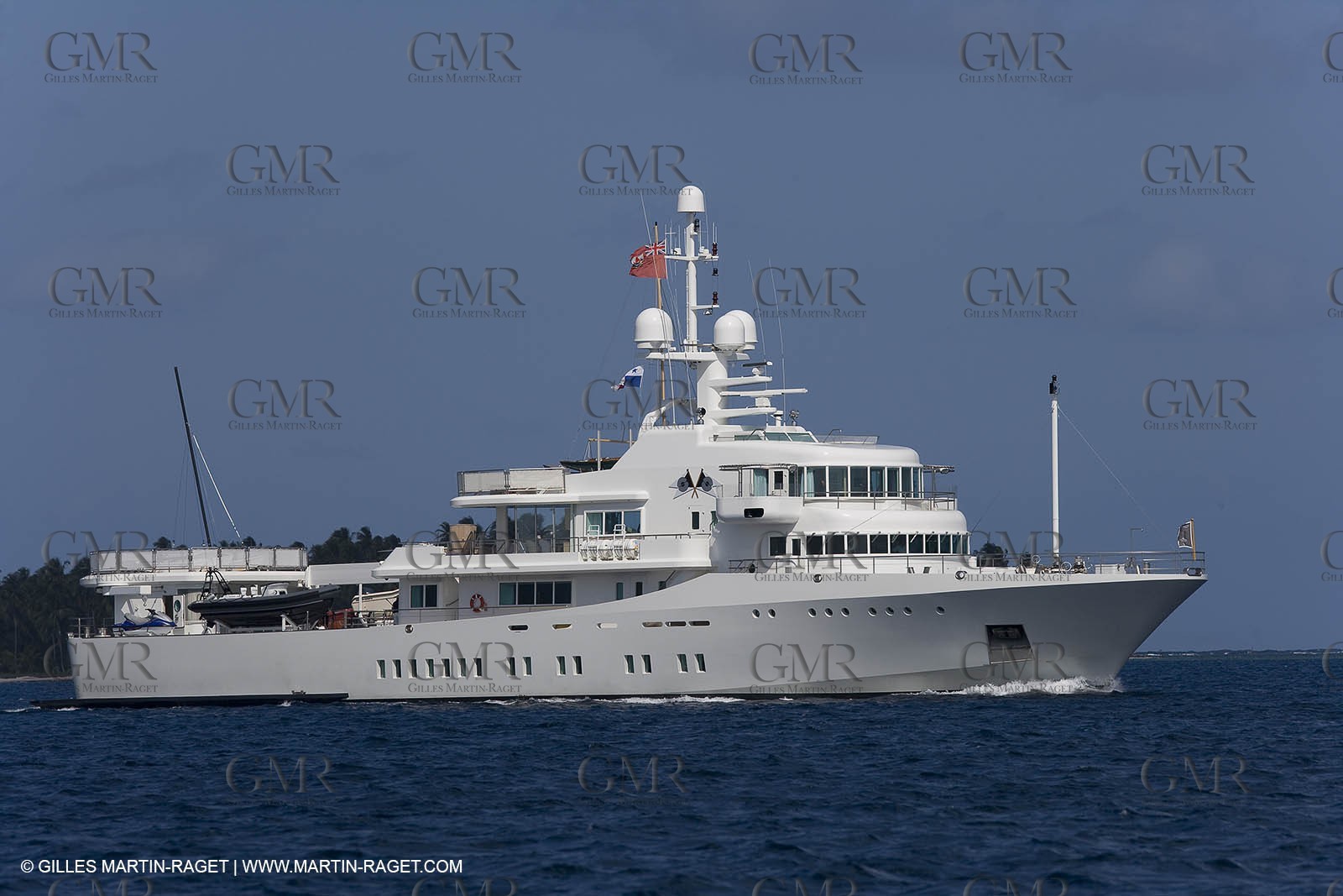 01 02 2008 - San Blas Archipelago (Panama) - Motor Yacht Senses