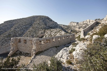23 03 2009 - Marseille (FRA, 13) - Les Calanques - Cap Morgiou - Vestiges des fortifications