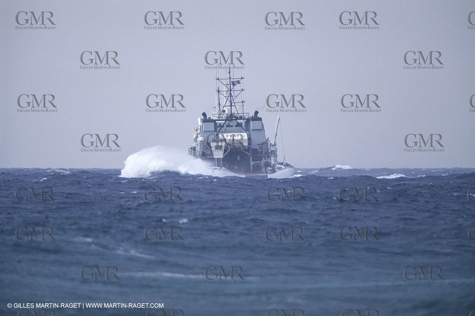 Monde maritime, marine world, Ships at sea, navires en mer