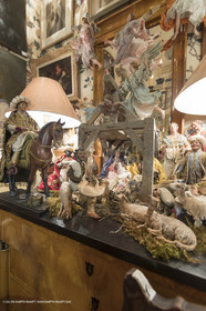 27 01 2018; L'isle sur Sorgue (FRA; 84); Les antiquaires; Crèche et santons de Jean-Jacques Bourgeois