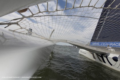 05 07 2012 - New York (USA) - Ocean Krys Race - Speed runs in fornt of NY city