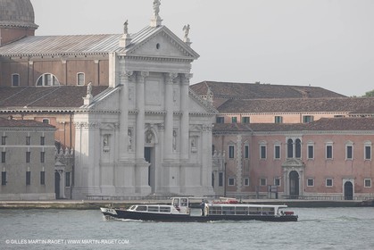 16 05 2009 - Venezia (ITA) -  BMW ORACLE Racing - Ishares Cup -Day 2