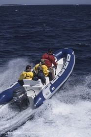 Bateaux à moteur, powerboating, Semi-rigides, ribs
