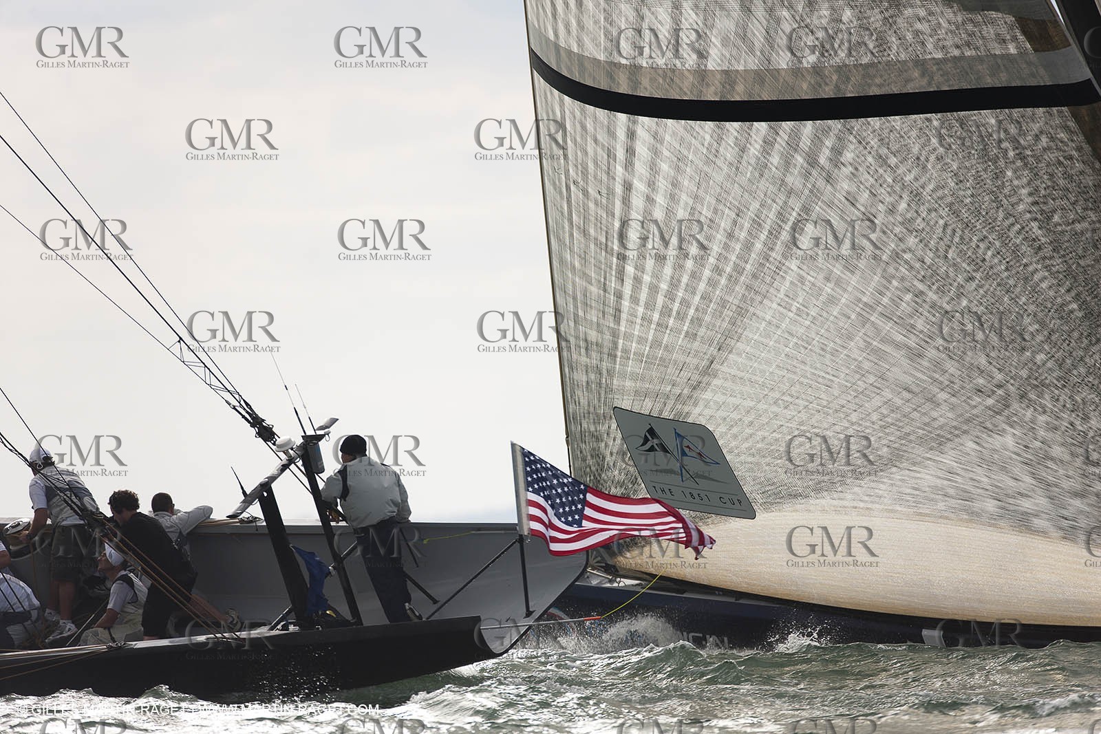 02 08 2010 - Cowes (UK, IOW) - The 1851 Cup -  BMW ORACLE Racing - Training Day.