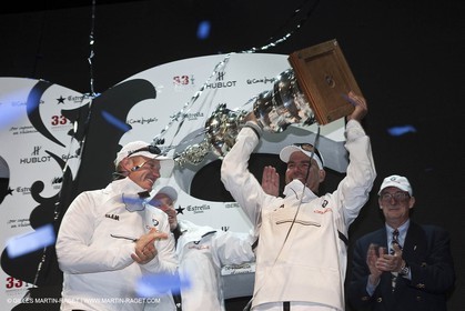14 02 2010 - Valencia (ESP) - 33rd America's Cup - BMW ORACLE Racing - Race 2