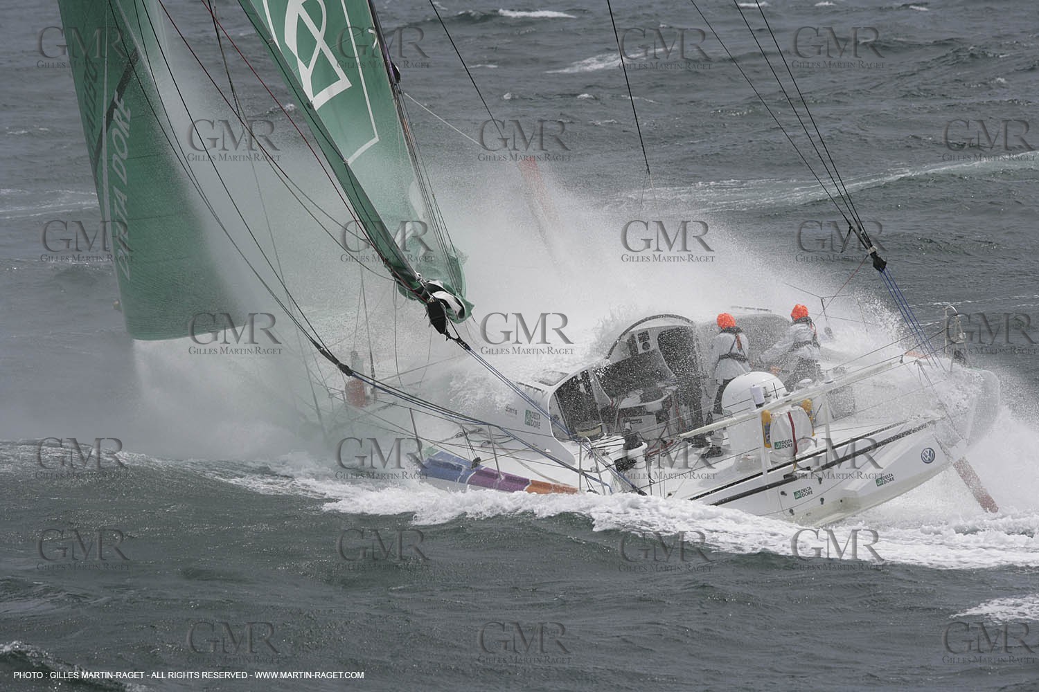 21 06 2007 - Bell Ile en mer (South Britanny, France) - IMOCA Monohulls - Delta Dore (Jeremie Beyou) sea trials