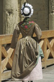 May 2004 - La Tour d'Aigues (FRA, 84) - Old costumes for women of the South exhibition
