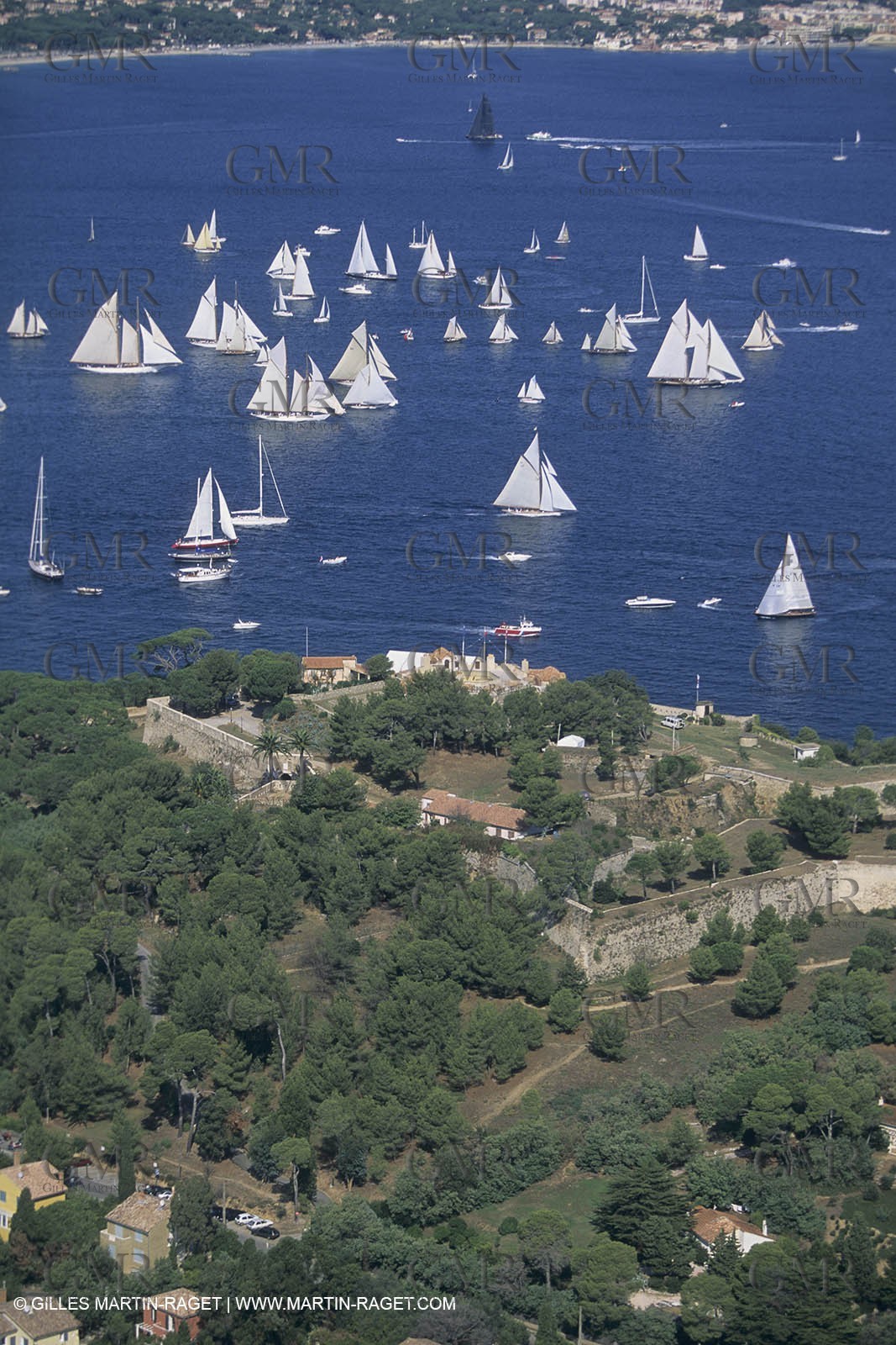 Sailing, Nioulargue, Voiles de Saint Tropez, Dock ambiances