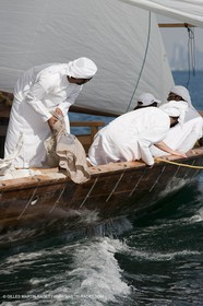 20 11 2010 - Dubai (UAE) - Dubai Louis Vuitton Trophy - Courses de boutres traditionnels pour les équipes engagées