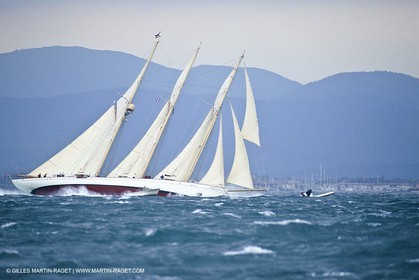 Sailing, Classic yachts, Nioulargue 1992,  Saint-Tropez (FRA,83)