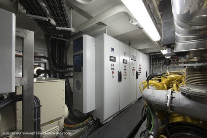 Al Azizi oficial launchat the Mucem museum - H2X boatyard - Oceanographic research ship - Marseille (FRA,13) - 27 05 2014