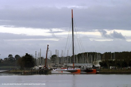 Vannes - Multiplast Boatyard - Orange II Details