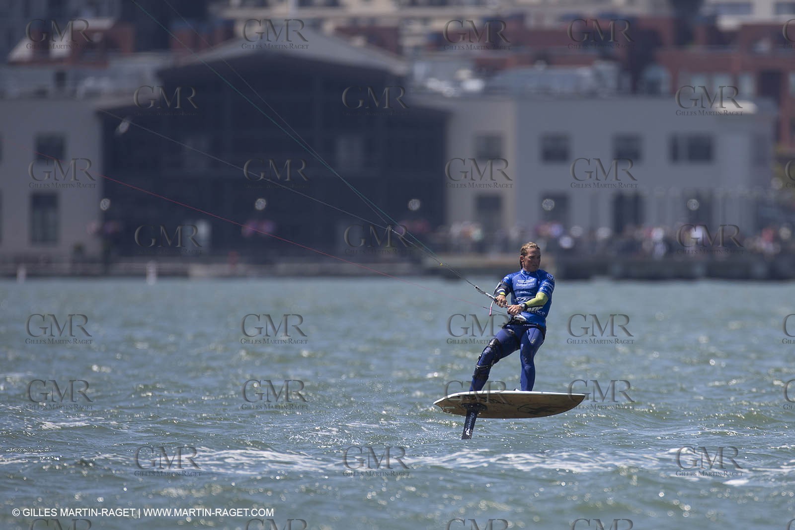 20 08 2013 - San Francisco (USA,CA) - French speed kit surfer Alex Caizergues sails with  Red Bull Youth America's Cup tem Next World Energy