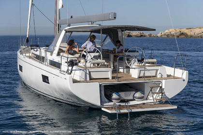 07 07 2020, Marseille (FRA,13) Beneteau Oceanis Yacht 54