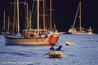 sailing, cruising, monohull at the mooring