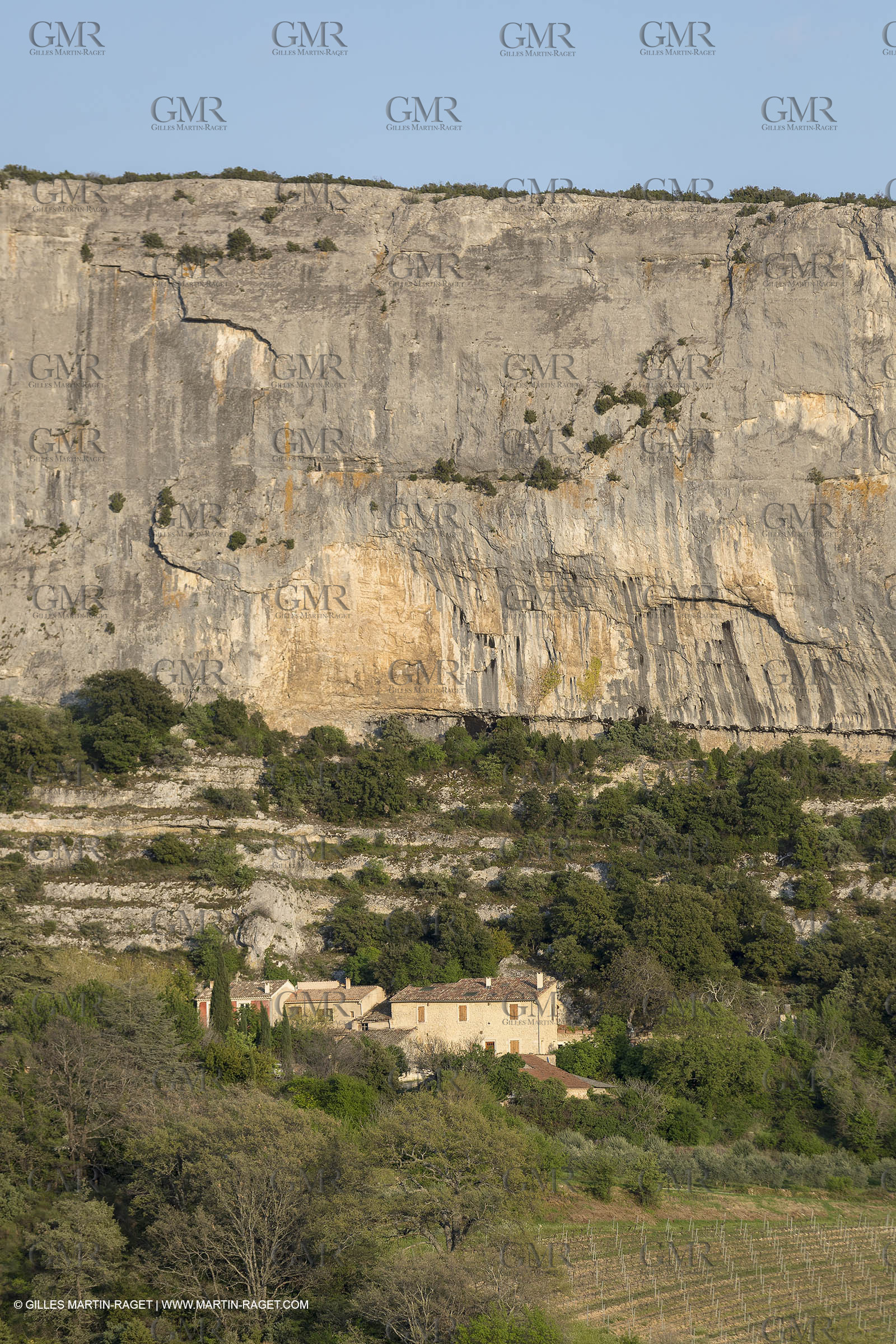 19 04 2018, Lioux (FRA,84)