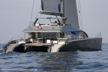 25 02 2011 - La Ciotat (FRA,13) - Super Yachts - Chantier H2X - Cartouche