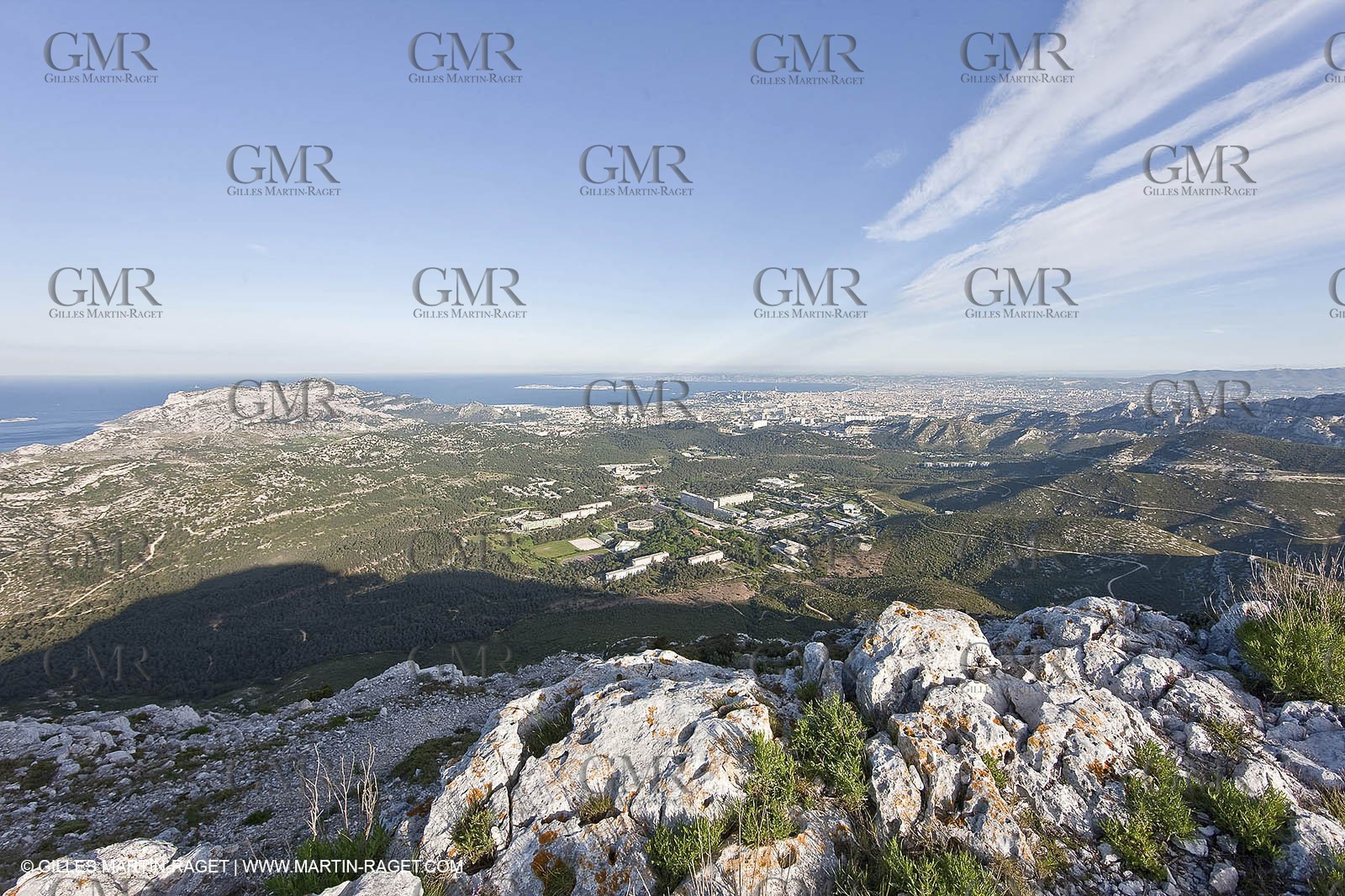 30 04 2009 - Marseille (FRA, 13) - Les Calanques - At the summit of Mount Puget