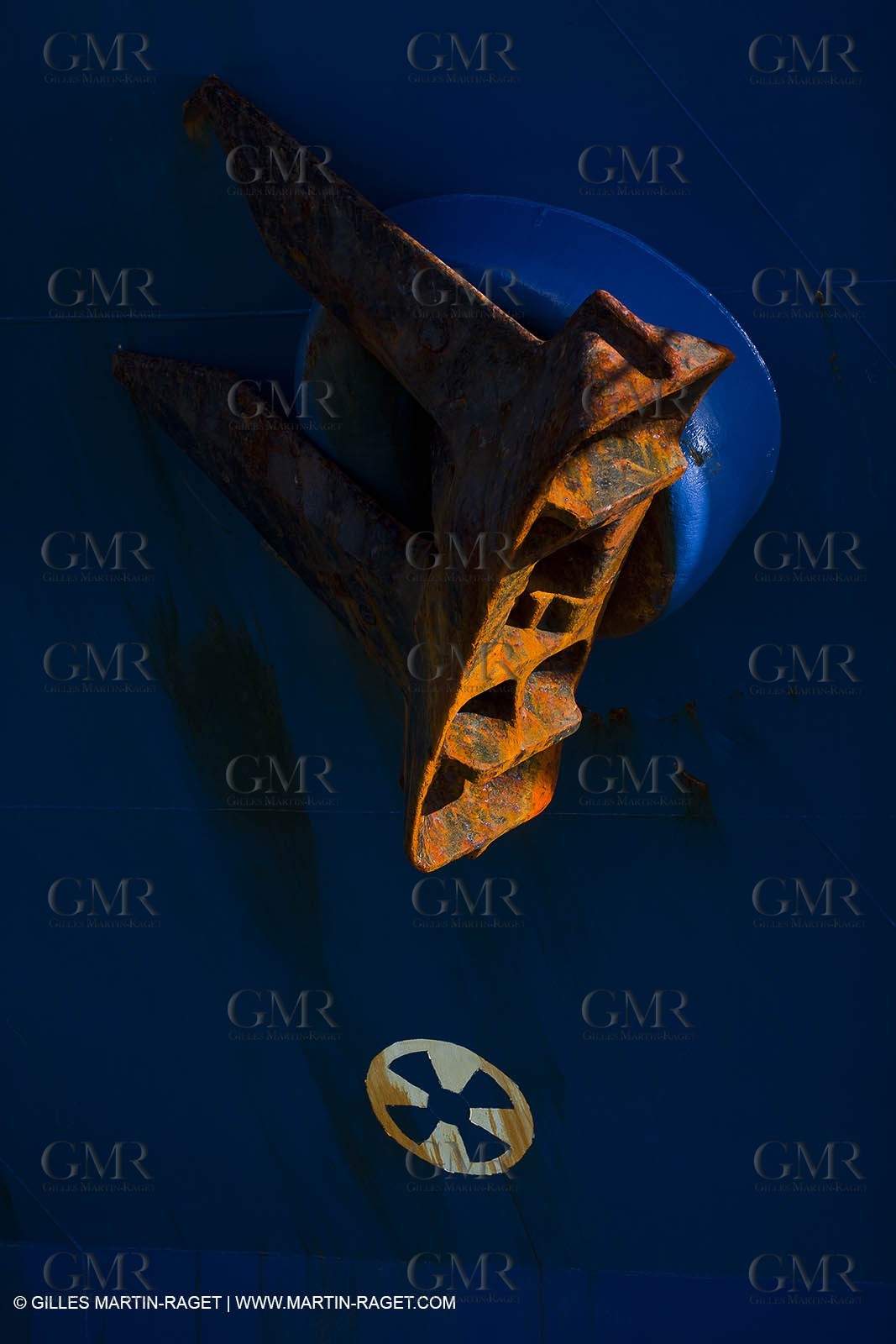 01 03 2011 - San Frnacisco (USA,CA) - Harbour operations - ship details - ship unloading - containers