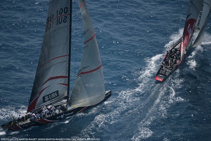 2' 06 2007-Valencia (Spain)- 32nd America's Cup - Final Match - Day 2