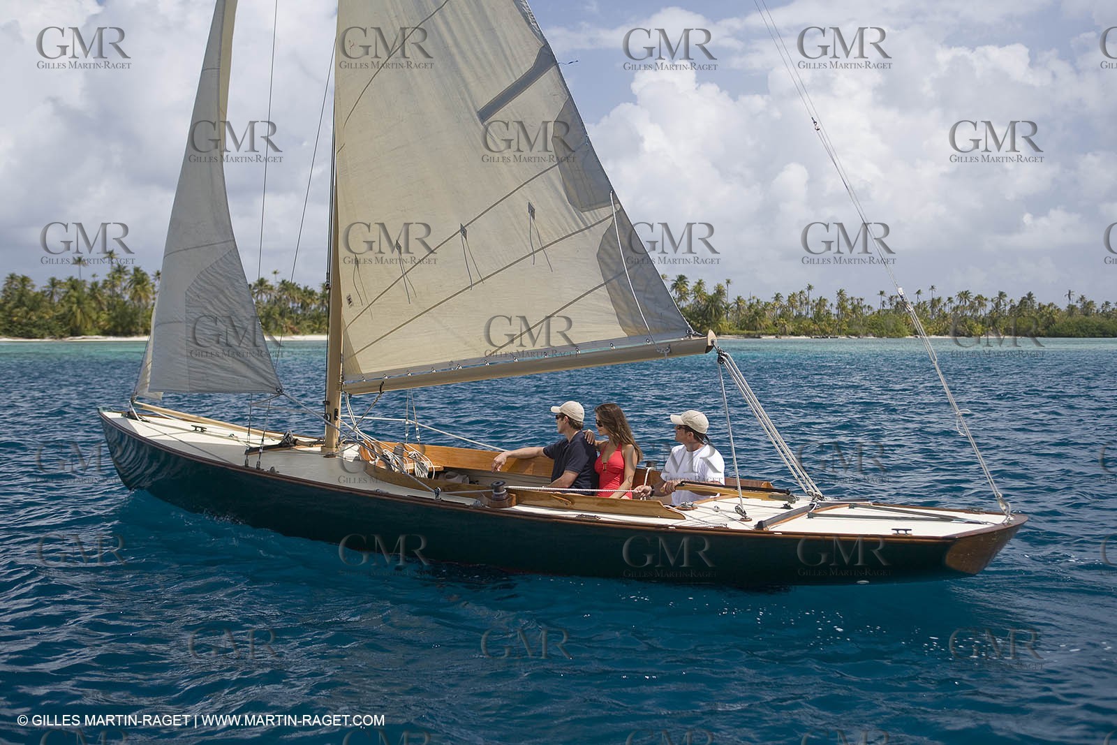 01 02 2008 - San Blas Archipelago (Panama) - Motor Yacht Senses