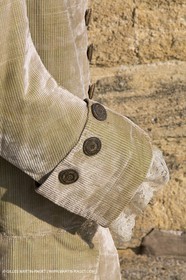 31 10 2013 - Ansouis (FRA,84) - Ansouis castle - Costumes of the exhibit Men costumes