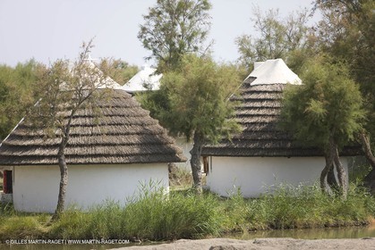 01 07 2008 - Les Saintes Maries de la mer (FRA, 13) - Cabanes de gardians