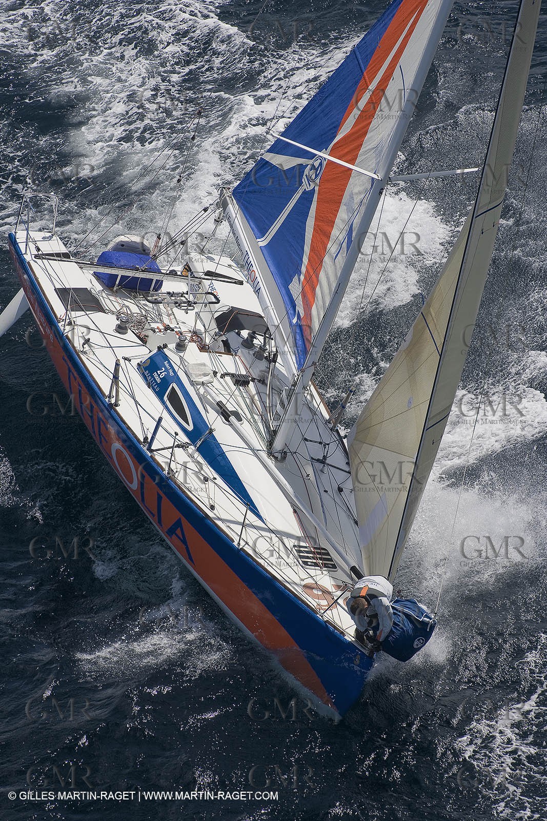 06-26-2007 - FIGARO II - THEOLIA - Skipper : Robert Nagy - Training off Marseille (south France) with strong wind conditions