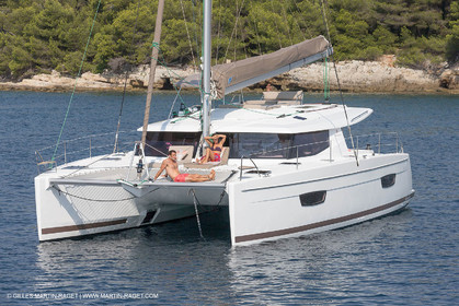 12 09 2016, Cannes (FRA,06), Chantier Fountaine-Pajot, Helia 44