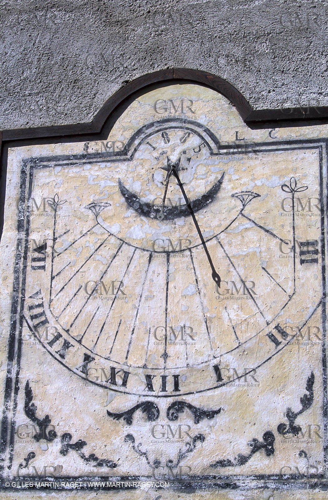 Solar clock from Hautes Alpes