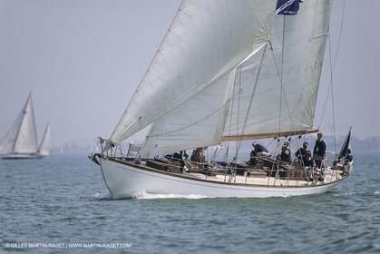 Classic Yachts, oiseau de Feu