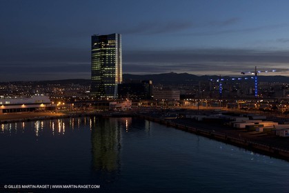 17 02 2012 - Marseille (FRA,13) - Arrivée dans le port de marseille à bord du Piana (Cie La Méridionale)