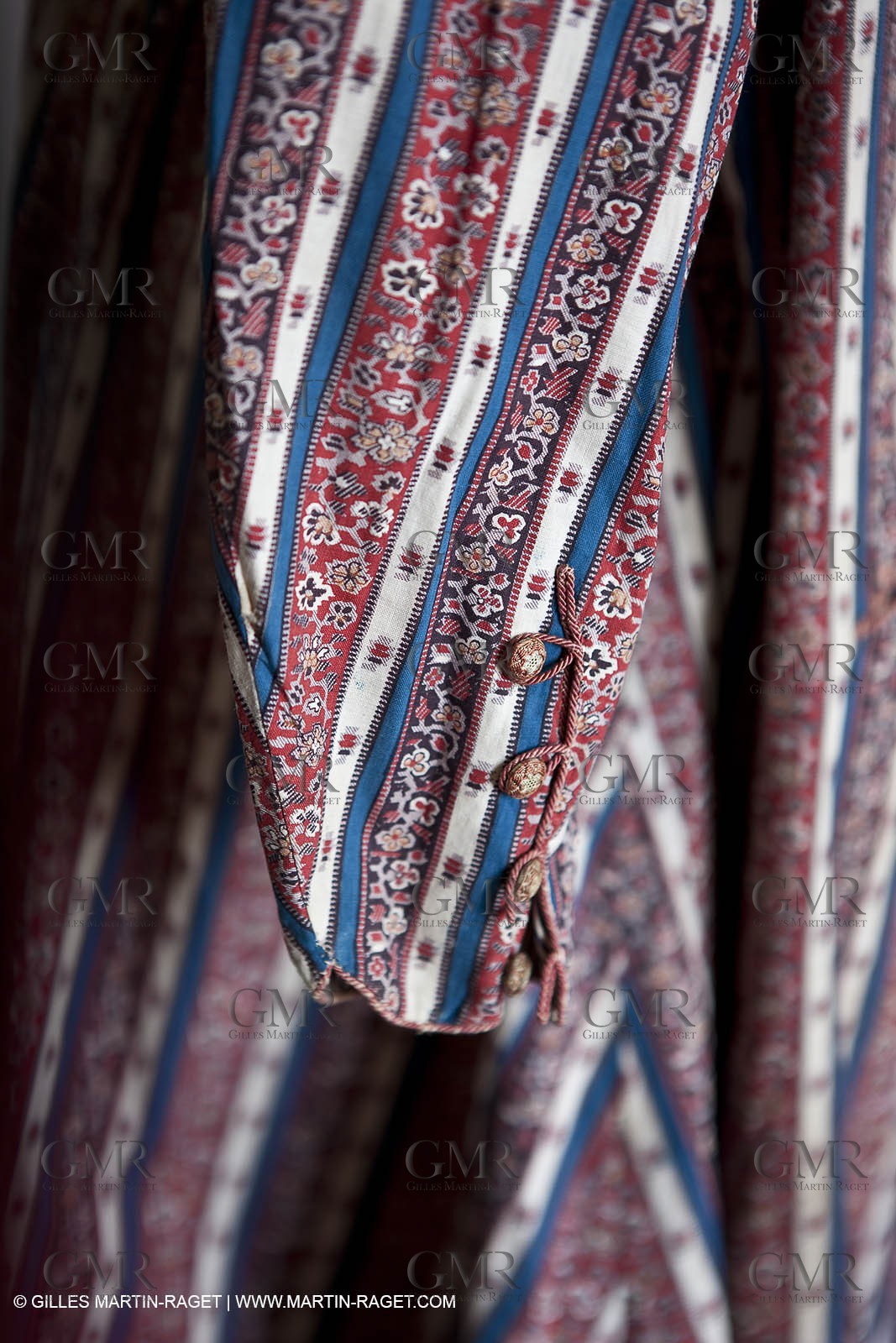 30 06 2011 - Toulon (FRA,83) - Villa Rosemaine - Indiennes sublimes exhibition