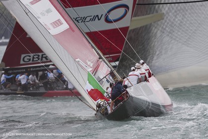 30 01 2009 - Auckland (NZL) -  Louis Vuitton Pacific Series -  Racing Day 1 - Team Origin Vs Luna Rossa