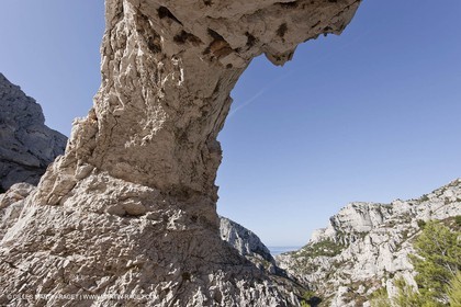 07 09 2009 - Marseille (FRA, 13) - Les Calanques - Massif de Marseilleveyre - Les  arches