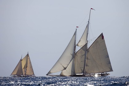 08 09 2010 - Imperia (ITA) - Raduno d'Epoca 2010 - Eilean