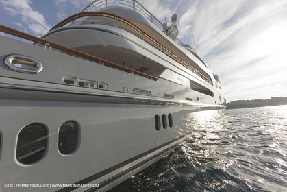 21 09 2014 - Cannes (FRA,83), Motor yacht TV