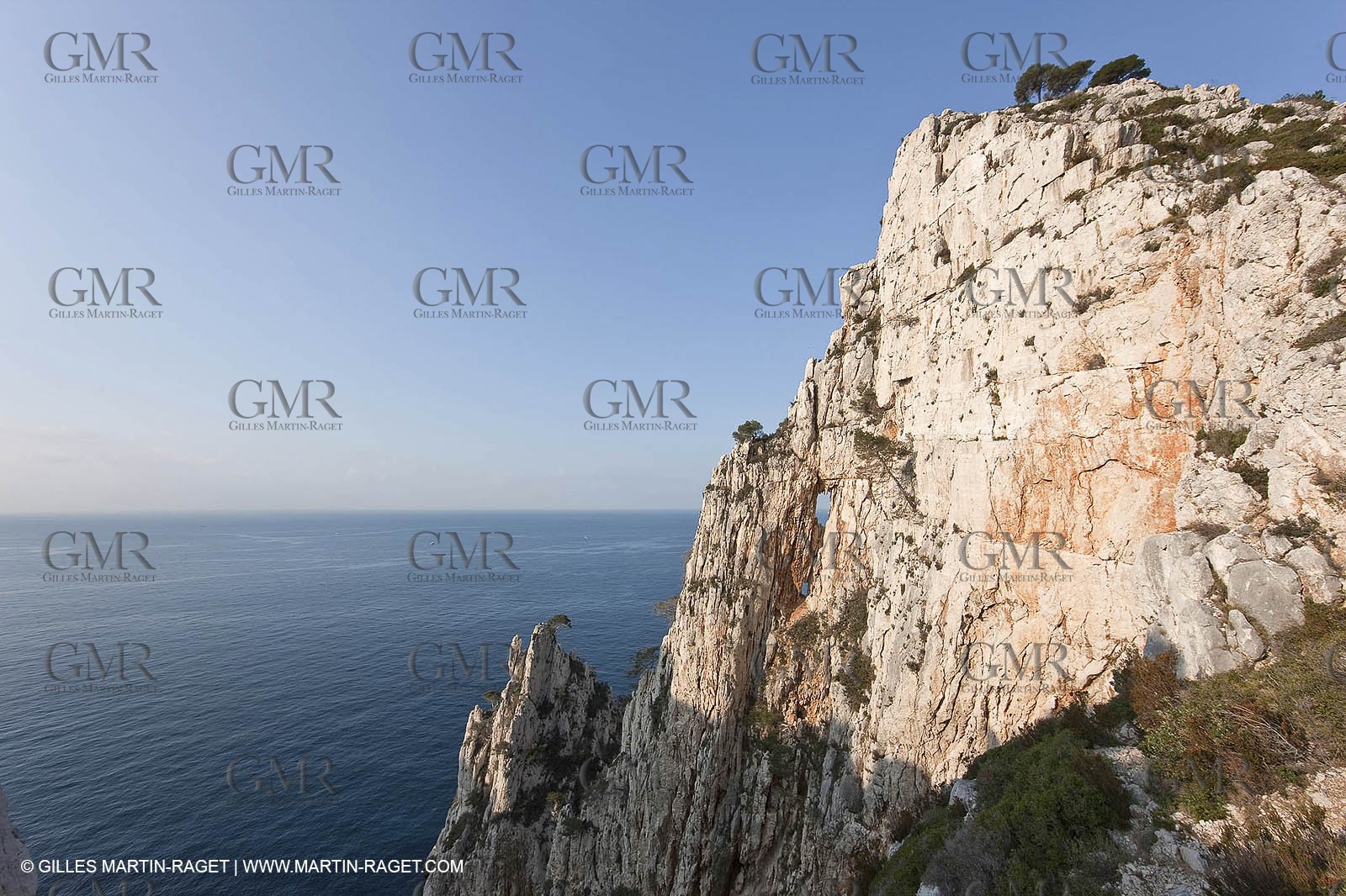 20 03 2009 - Marseille (FRA, 13) - Les Calanques - Pic de l'Eissadon and devenson cliffs