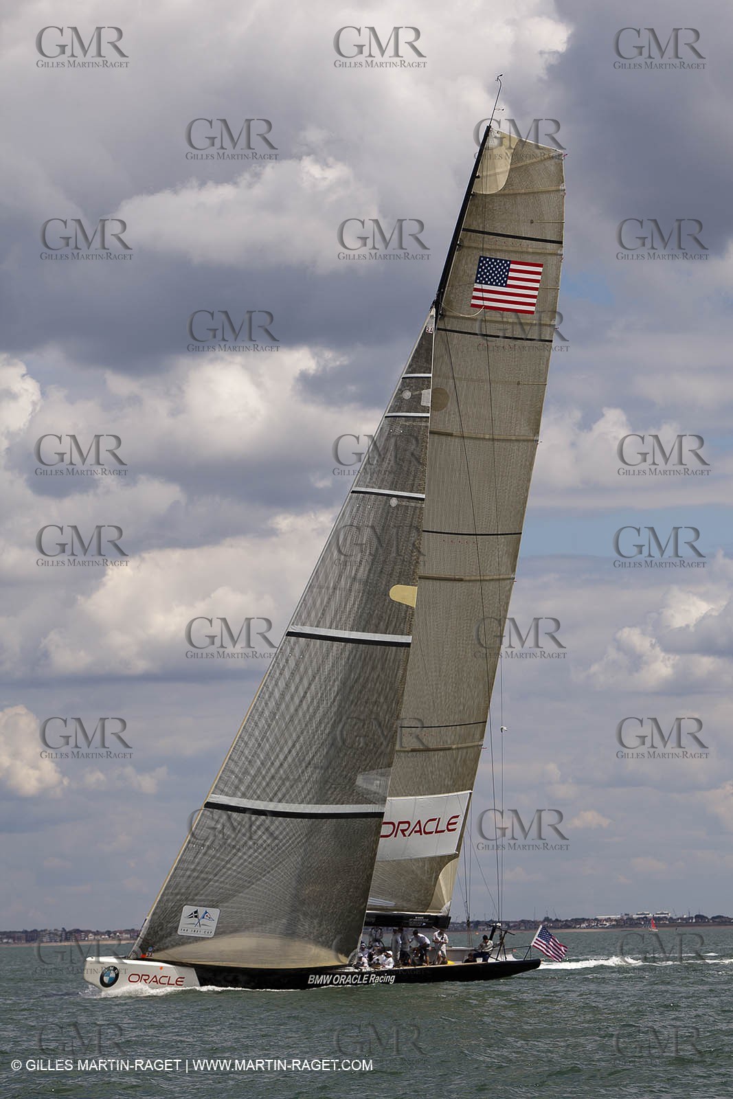 02 08 2010 - Cowes (UK, IOW) - The 1851 Cup -  BMW ORACLE Racing - Training Day.