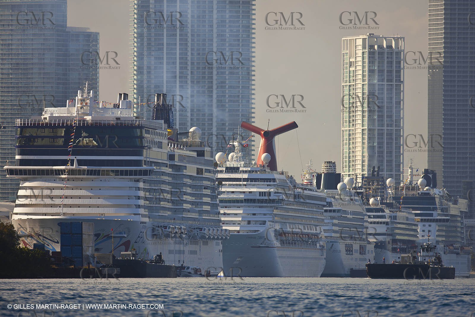 06 12 2010 - Miami (USA, FLA) - 2010 RC 44 World Champîonship - Oracle RC 44 Cup Miami - Day 6 - Fleet racing