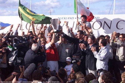 Prada -  America's Cup - Auckland 2000  - Louis Vuitton Cup - 1 2 finales