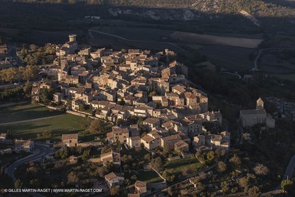 29 10 2012 - Viens (FRA,84) - Luberon as seen from above